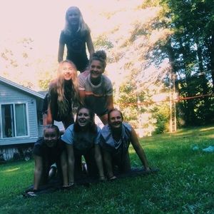 Meet your Posher, Chloe